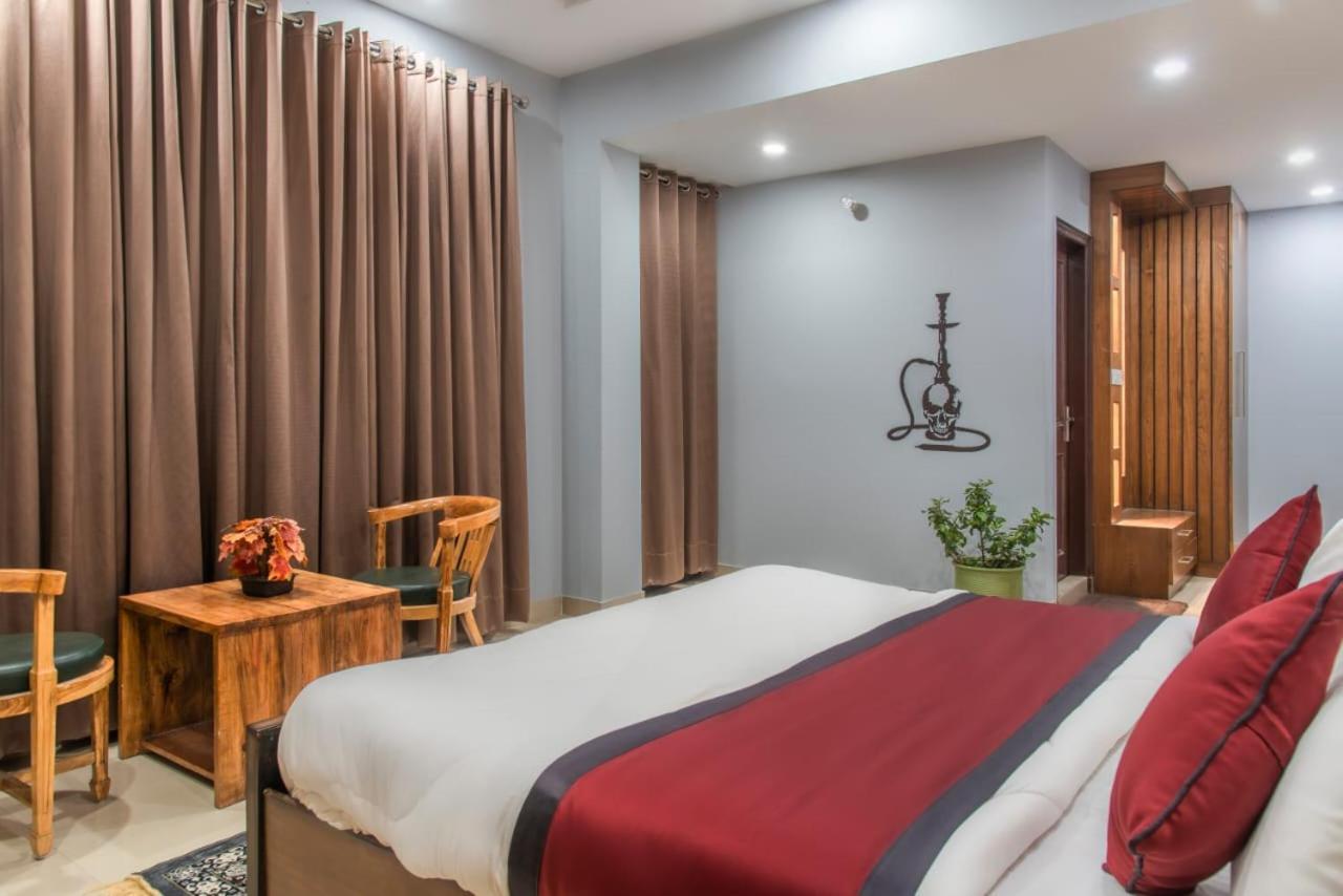 Mountain Height Kasauli Apartment Luaran gambar