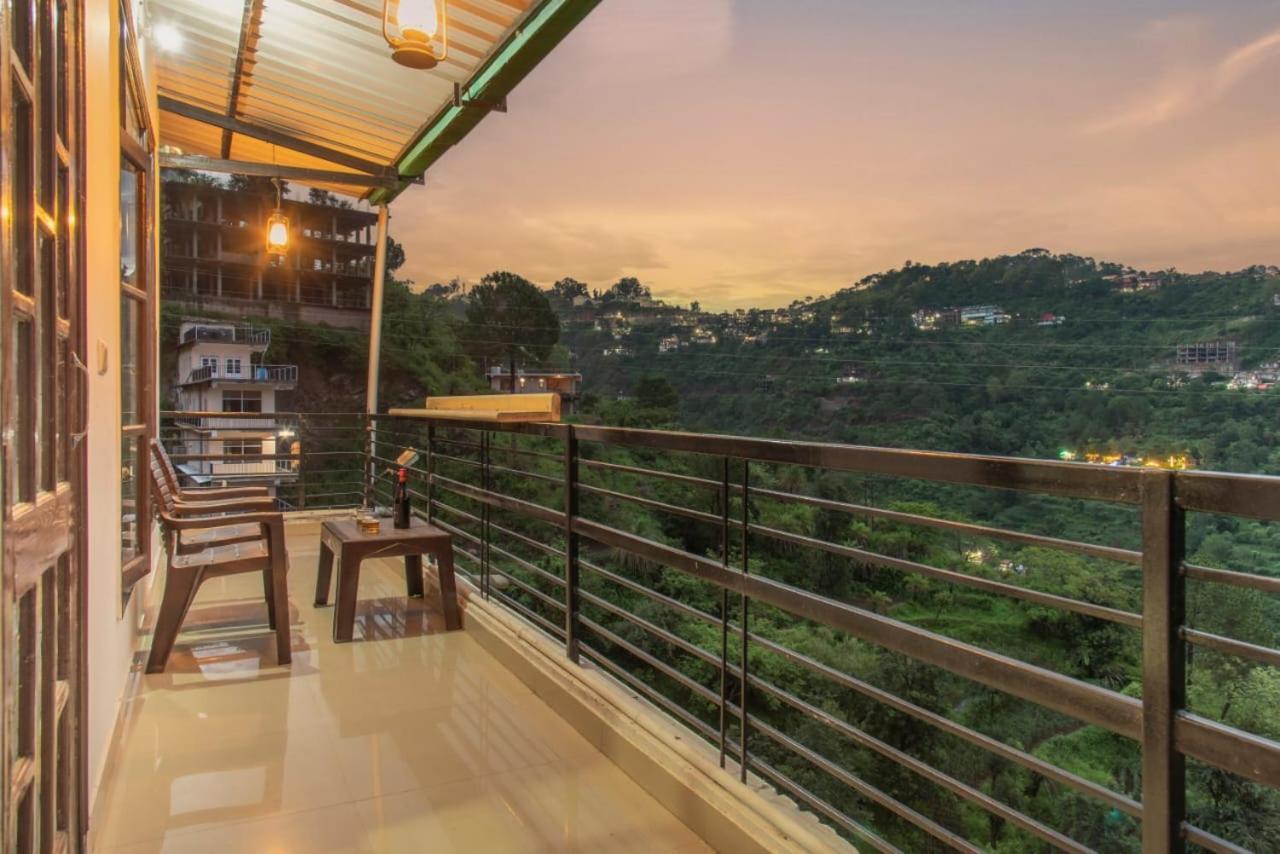 Mountain Height Kasauli Apartment Luaran gambar