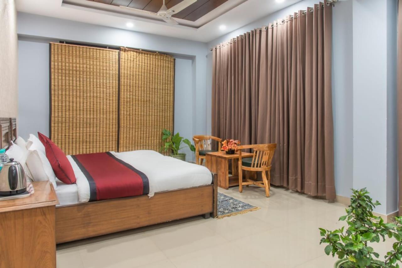 Mountain Height Kasauli Apartment Luaran gambar