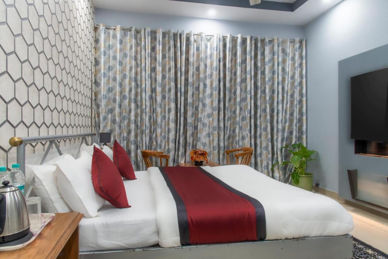 Mountain Height Kasauli Apartment Luaran gambar