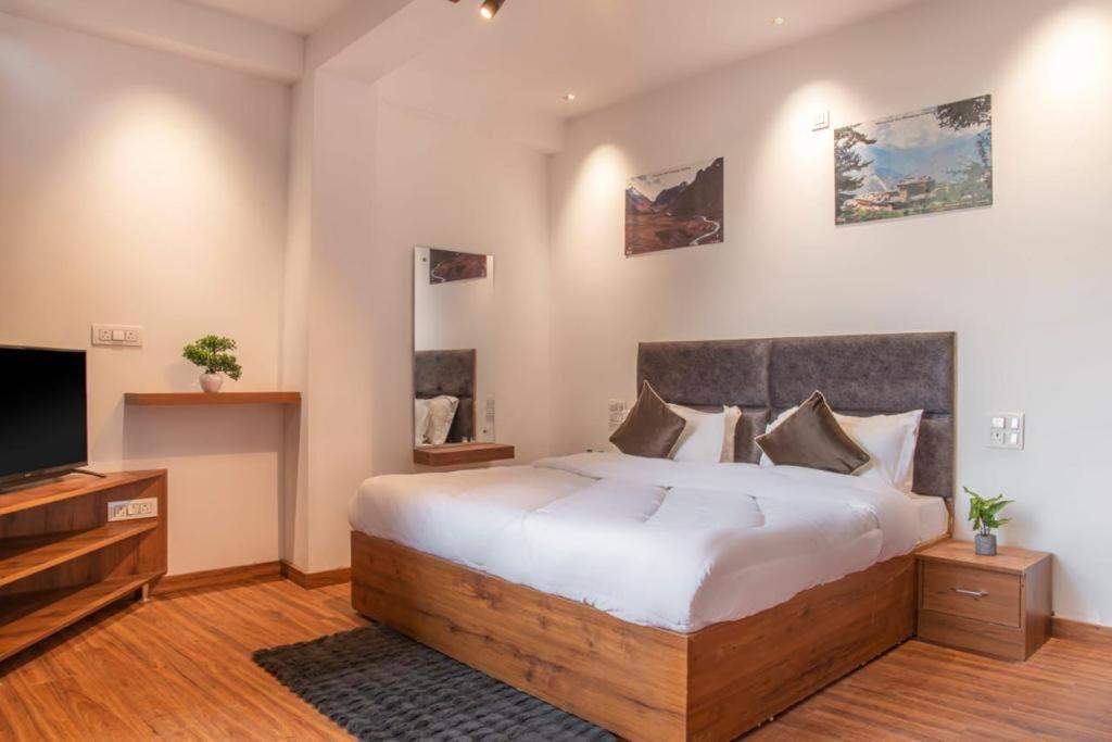 Mountain Height Kasauli Apartment Luaran gambar